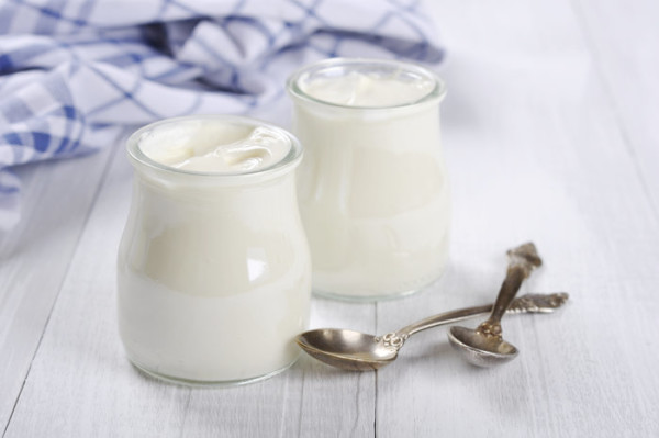 Що приготувати з кислого молока: рецепти з фото і відео