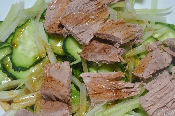 Салат з ріпи: прості рецепти з фото, калорійність