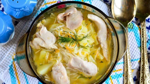 Суп з макаронами і куркою: домашні рецепти з фото покроково