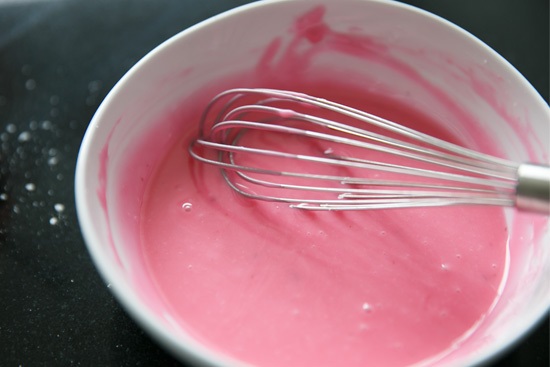Полуничний крем для торта: легкі рецепти приготування