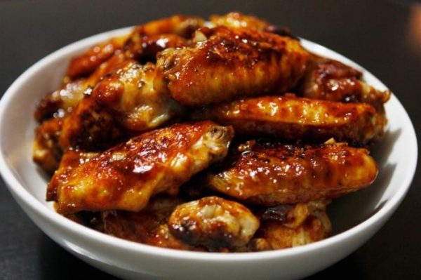 Курячі крильця на сковороді: покрокові рецепти з фото