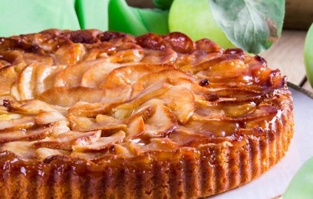 Пиріг з сиром і яблуками (королівський, на кефірі): рецепти
