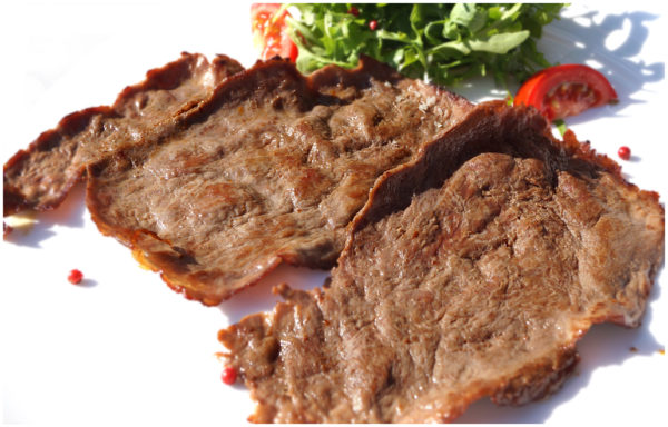 Відбивні з яловичини на сковороді: рецепти з фото покроково