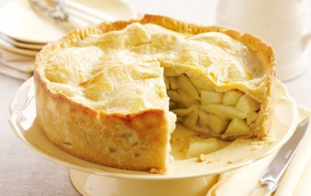 Пісочний пиріг з яблуками: рецепти з покроковим фото, поради