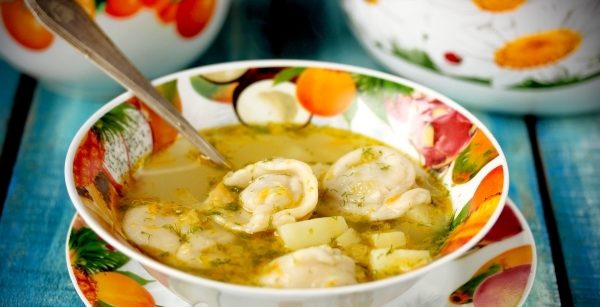 Суп з пельменями: покрокові рецепти приготування з фото