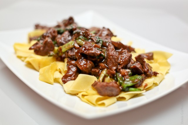 М'ясо по-монгольськи в домашніх умовах: рецепт від Розембаума