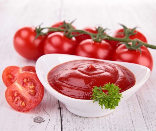 Кетчуп з помідорів на зиму «Пальчики оближеш»: фото-рецепт