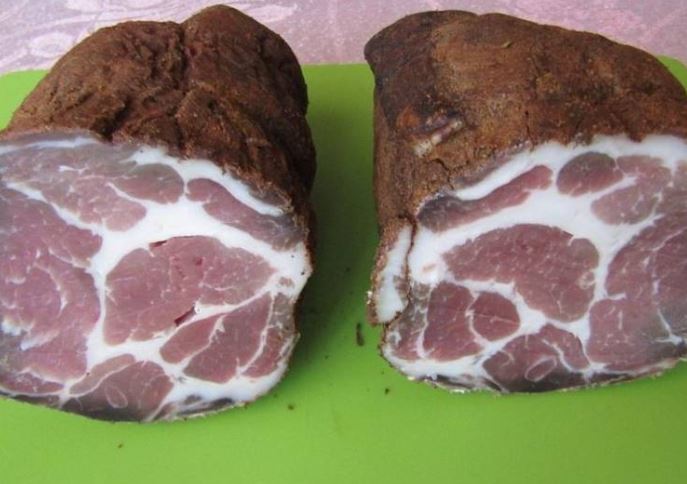 В'ялене м'ясо в домашніх умовах: покрокові рецепти з фото